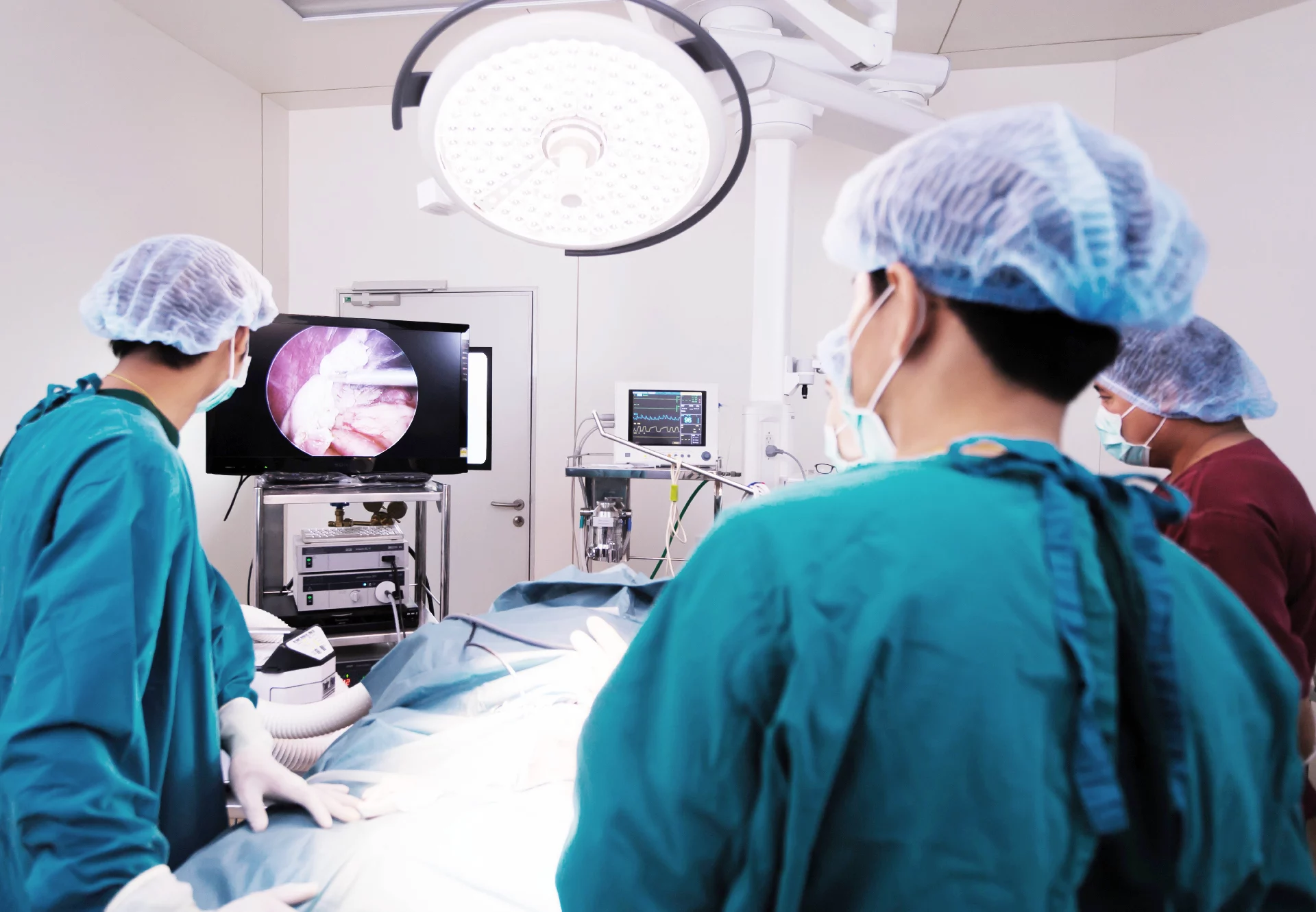 臉部拉皮手術 內視鏡手術